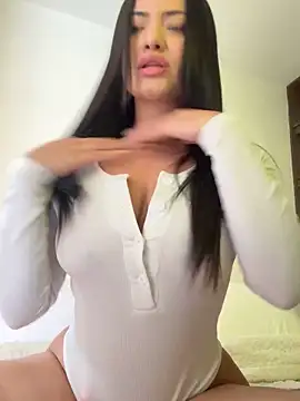 Snapshot of Lu090_ chatting on November 15, 4:36 pm Lu090 online show from November 15, 4:36 pm