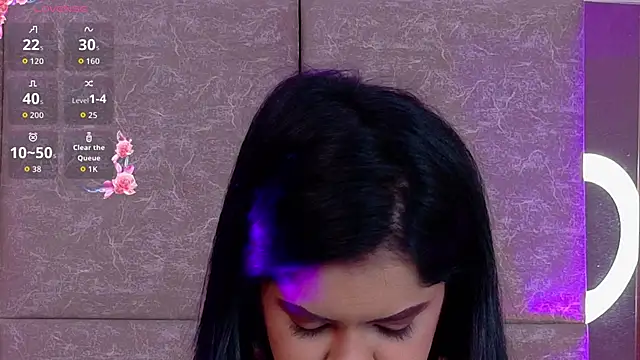 Martina-Roberts- online show from October 11, 3:50 am