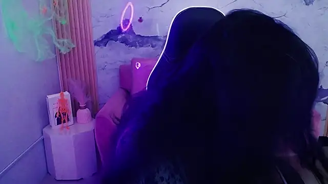 Snapshot of tamara_ch1 chatting on October 17, 10:45 pm tamara ch1 online show from October 17, 10:45 pm