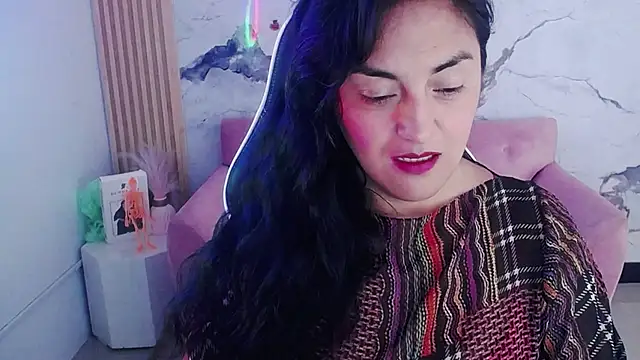 Snapshot of tamara_ch1 chatting on October 19, 3:18 am tamara ch1 online show from October 19, 3:18 am