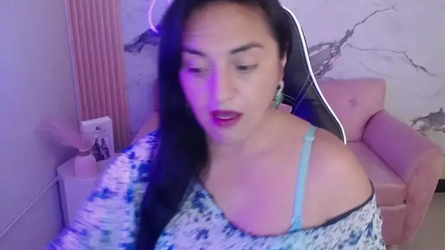 Snapshot of tamara_ch1 chatting on November 13, 3:05 am tamara ch1 online show from November 13, 3:05 am