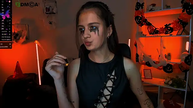 Snapshot of talia_seduce chatting on October 22, 2:50 pm talia seduce online show from October 22, 2:50 pm