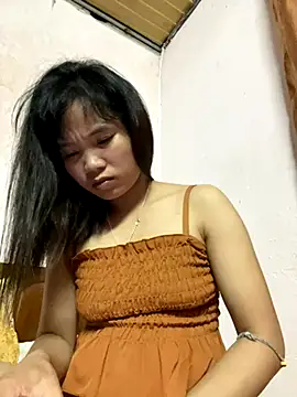 Ngoc-bbi online show from September 18, 4:42 pm