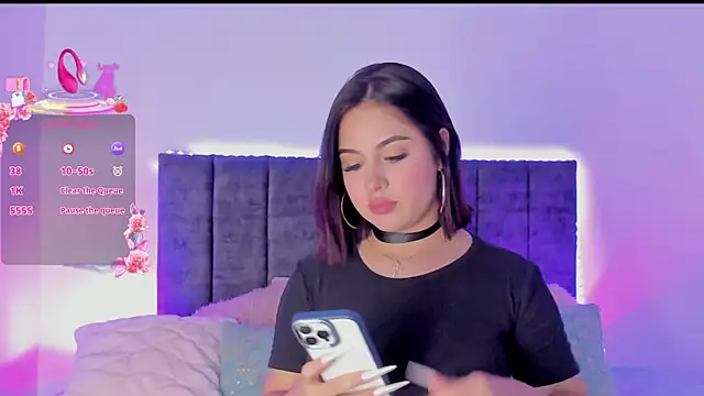 Snapshot of AnaLevii chatting on September 15, 12:54 am AnaLevii online show from September 15, 12:54 am