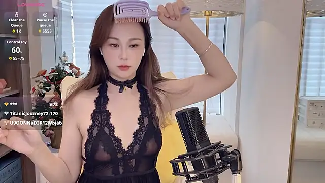 BlueBaby-77 online show from September 13, 2:33 am