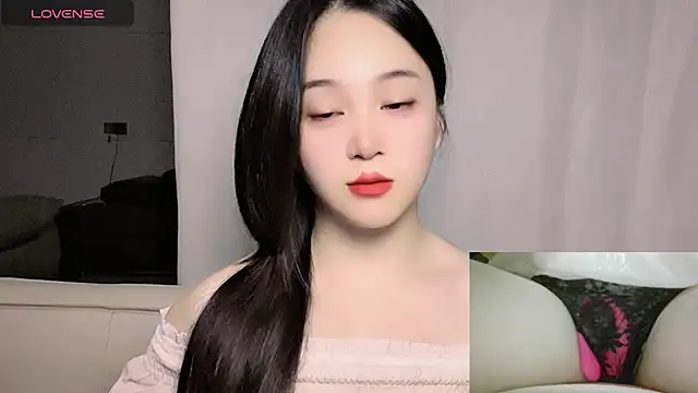 woaiqinqin online show from November 9, 3:21 pm