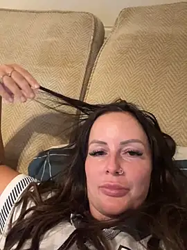 nightingale27 online show from September 9, 6:40 pm