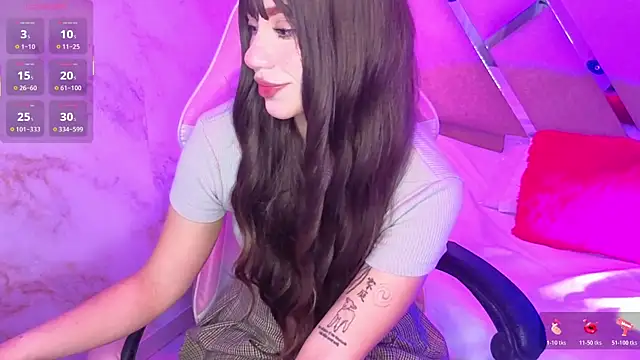 Snapshot of ZharaLux chatting on November 29, 1:14 pm ZharaLux online show from November 29, 1:14 pm