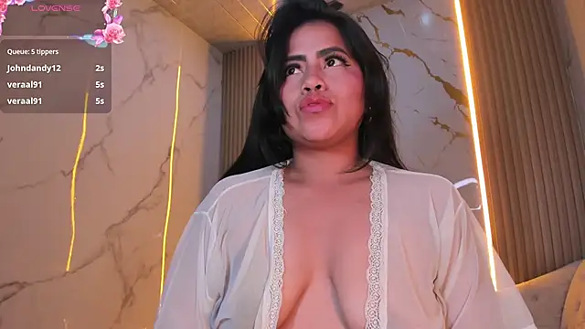 Snapshot of Victoria_b_ chatting on September 24, 8:06 am Victoria b online show from September 24, 8:06 am