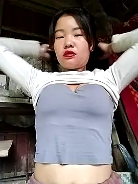 lylylove online show from September 27, 1:21 am