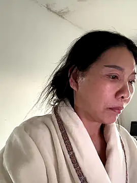 Snapshot of xiiuuff18 chatting on November 22, 11:15 pm xiiuuff18 online show from November 22, 11:15 pm