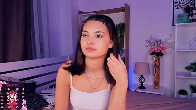 Snapshot of FunnyyMonkeyy chatting on November 9, 8:12 am FunnyyMonkeyy online show from November 9, 8:12 am