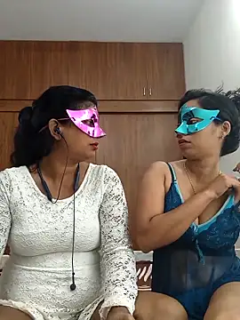 Snapshot of your_chandni04 chatting on October 15, 8:47 am your chandni04 online show from October 15, 8:47 am