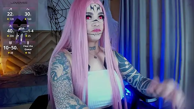 Snapshot of _raven_black chatting on October 31, 1:45 pm raven black online show from October 31, 1:45 pm