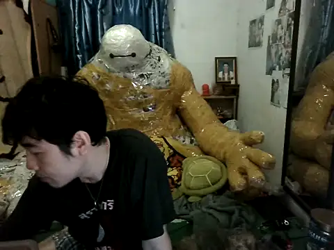 Snapshot of moaman190 chatting on October 13, 8:20 pm moaman190 online show from October 13, 8:20 pm