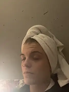 Snapshot of ittybittymeryssa chatting on October 13, 4:34 am ittybittymeryssa online show from October 13, 4:34 am