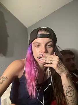 Snapshot of ittybittymeryssa chatting on November 9, 12:42 am ittybittymeryssa online show from November 9, 12:42 am