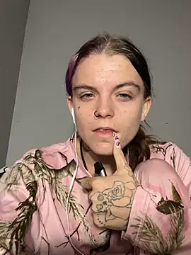 Snapshot of ittybittymeryssa chatting on November 11, 8:25 am ittybittymeryssa online show from November 11, 8:25 am