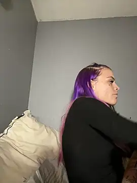 Snapshot of ittybittymeryssa chatting on November 11, 8:42 pm ittybittymeryssa online show from November 11, 8:42 pm