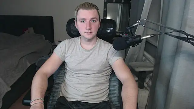 Elvin Vaenight online show from October 12, 11:37 pm