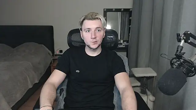 Elvin Vaenight online show from October 30, 7:03 pm