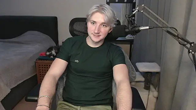 Elvin Vaenight online show from November 11, 10:32 pm