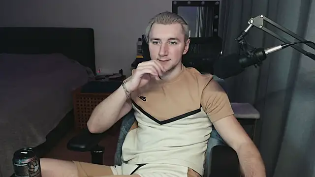 Elvin Vaenight online show from November 21, 11:03 pm