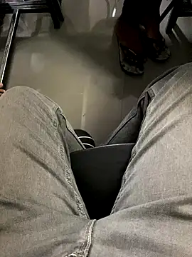 Snapshot of Senurak99 chatting on September 15, 6:24 am Senurak99 online show from September 15, 6:24 am