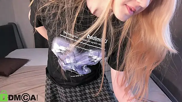 Snapshot of Sylvia_Ortiz chatting on October 8, 9:40 am Sylvia Ortiz online show from October 8, 9:40 am