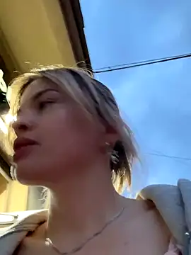 SMELLSEX online show from September 18, 4:20 pm