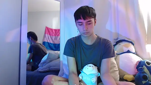 Snapshot of Noah_Blaze chatting on September 25, 10:13 pm Noah Blaze online show from September 25, 10:13 pm