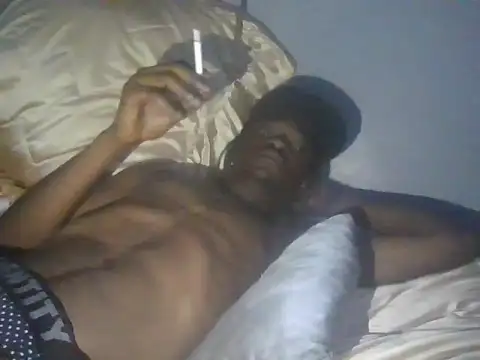 Snapshot of Nykho17 chatting on October 1, 9:43 pm Nykho17 online show from October 1, 9:43 pm