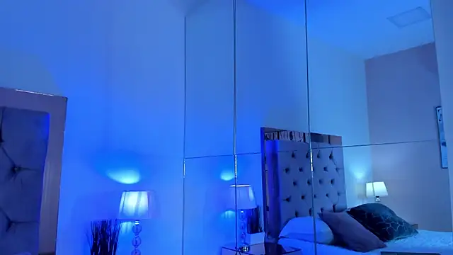 hillary chen online show from November 28, 3:09 am