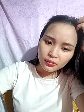 Lili lovely online show from November 1, 3:14 pm