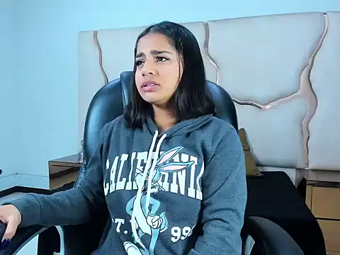 Snapshot of ScarletDoll chatting on September 19, 3:08 am ScarletDoll online show from September 19, 3:08 am