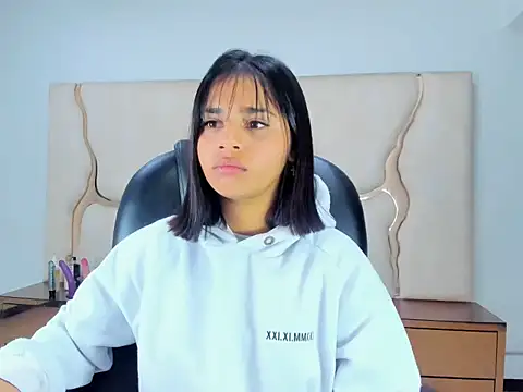 Snapshot of ScarletDoll chatting on September 24, 3:10 am ScarletDoll online show from September 24, 3:10 am