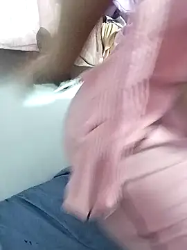 Snapshot of Roshani_hoty chatting on September 9, 5:01 pm Roshani hoty online show from September 9, 5:01 pm