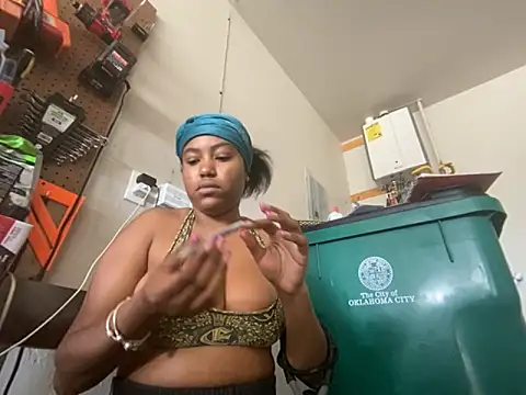 princesslivv online show from October 23, 8:29 pm