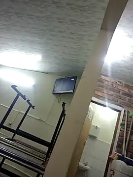 curvy diva  online show from September 20, 1:17 am