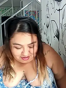 curvy diva  online show from September 29, 2:00 pm