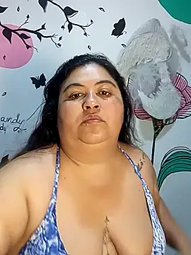 curvy diva  online show from November 16, 8:31 am