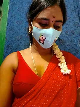 Snapshot of mini-queen chatting on September 14, 11:42 am mini-queen online show from September 14, 11:42 am