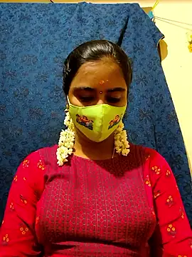 Snapshot of mini-queen chatting on November 27, 8:38 am mini-queen online show from November 27, 8:38 am