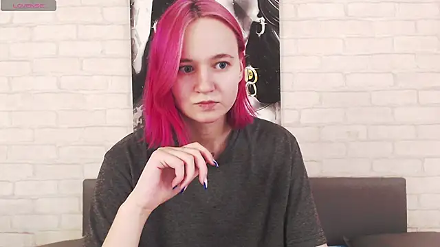 Ericha Stone online show from September 9, 8:03 am