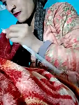 Snapshot of Pahadi_couple chatting on October 29, 3:36 pm Pahadi couple online show from October 29, 3:36 pm