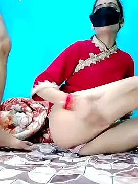 Snapshot of Pahadi_couple chatting on November 5, 6:24 am Pahadi couple online show from November 5, 6:24 am