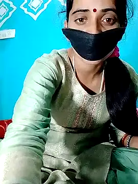 Snapshot of Pahadi_couple chatting on November 9, 7:39 am Pahadi couple online show from November 9, 7:39 am