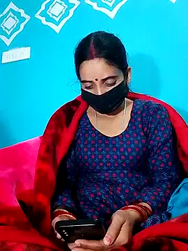 Snapshot of Pahadi_couple chatting on November 14, 7:23 pm Pahadi couple online show from November 14, 7:23 pm
