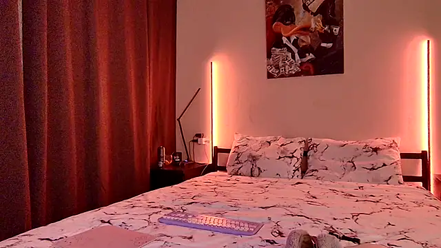 Missss Eva online show from September 28, 8:03 pm