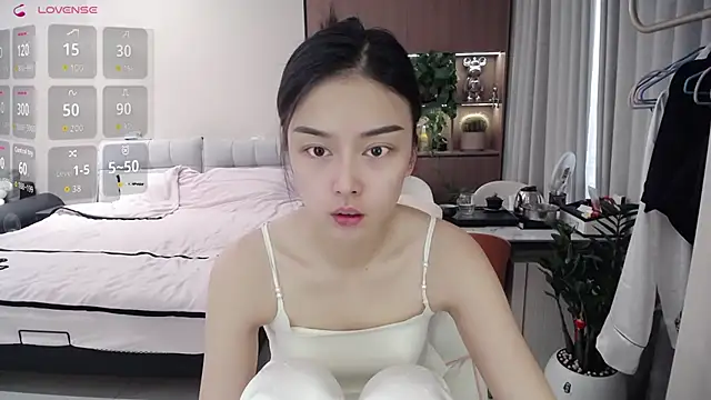 Xiao-zuzongl online show from November 14, 3:49 am